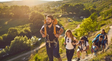 Инструктор по пешеходному туризму и трекингу — кто это и как им стать